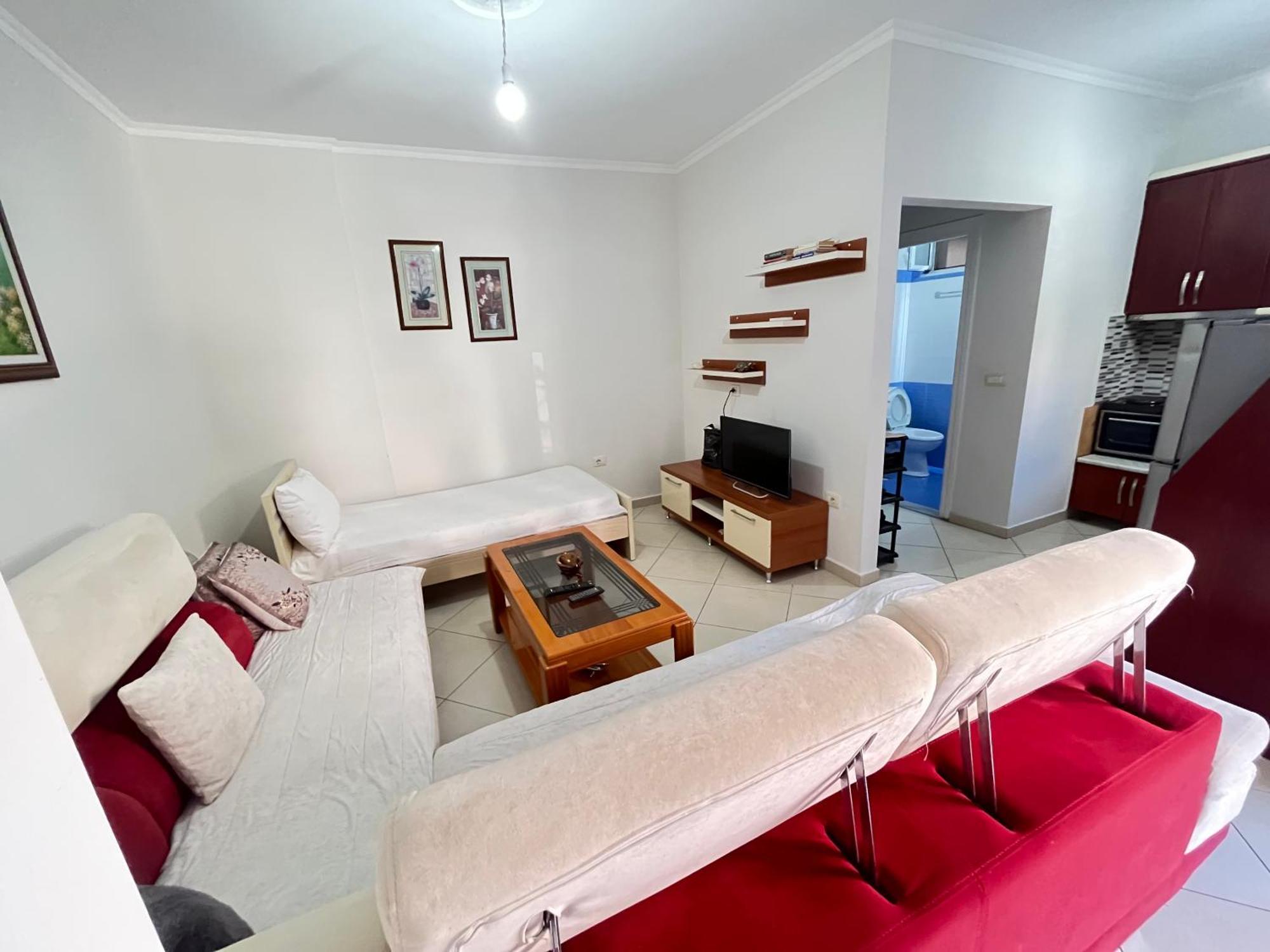 Cozy 1 Bedroom Apartment, Sea Breeze, Free Parking & Balcony * Sarande